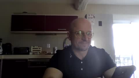 Espigle online show from March 25, 1:04 pm