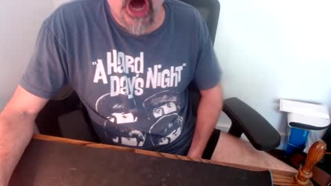 lreed090 online show from April 19, 7:38 pm