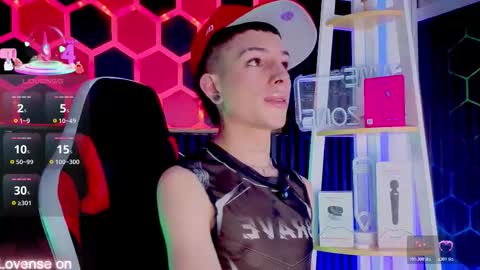 Luca  online show from March 19, 8:56 pm