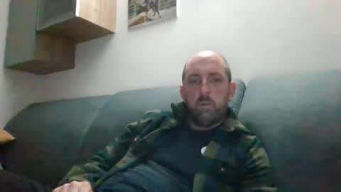 Luca online show from October 31, 7:17 pm