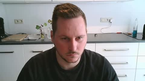 Snapshot of lucas1996_ chatting on March 4, 3:26 pm Lucas online show from March 4, 3:26 pm