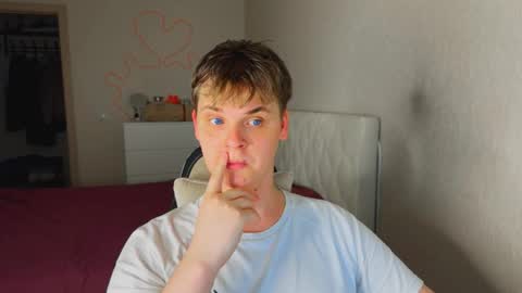 Lucas Gill online show from March 27, 2:40 pm