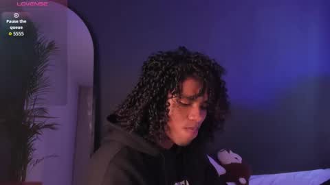   online show from October 2, 1:37 pm