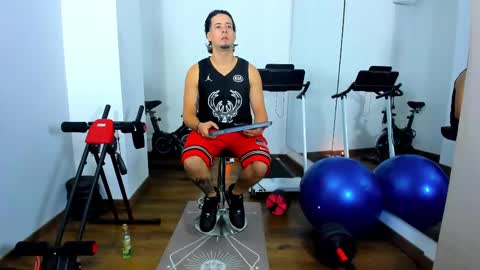 lucas_lewis online show from February 24, 11:43 am