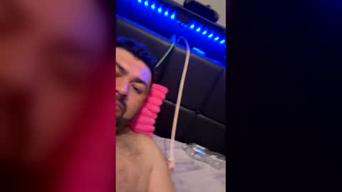 lucasmagana85 online show from February 20, 8:05 am