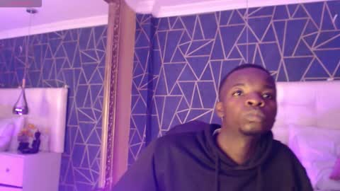 LUCAS online show from December 20, 2:57 pm