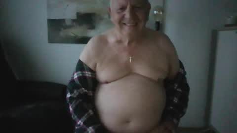 lucbottom031249 online show from May 6, 4:24 am