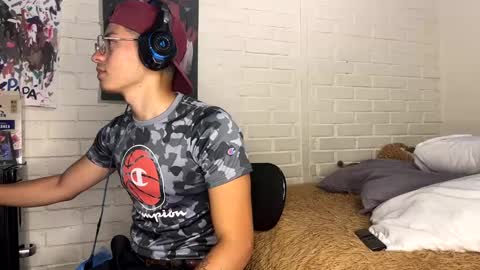 Felipe online show from December 21, 3:14 am