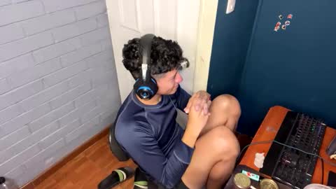 Felipe online show from February 28, 1:37 am