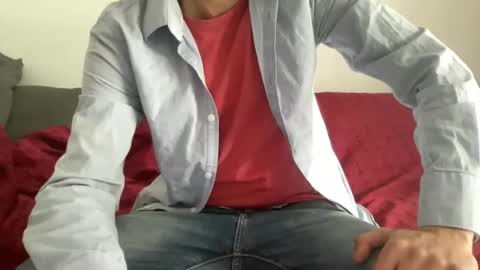 Snapshot of lucianena chatting on February 11, 3:51 pm andreanen online show from February 11, 3:51 pm