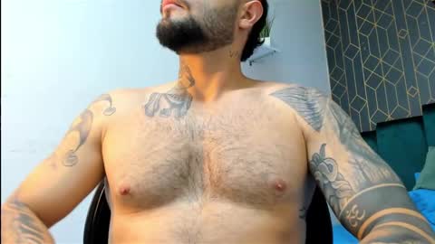 lucky_smith1 online show from November 20, 7:02 pm