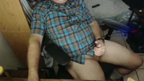 Snapshot of luckycharms9595 chatting on February 8, 3:00 pm luckycharms9595 online show from February 8, 3:00 pm