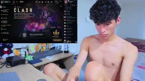 Lu Independent Model online show from December 13, 9:54 pm