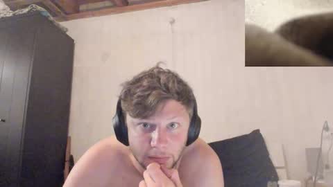 LucyLoes online show from October 4, 6:13 pm