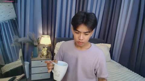 luigi_moreno online show from October 7, 4:44 pm