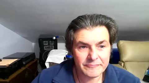 LUIGIJOHN online show from April 11, 7:50 pm