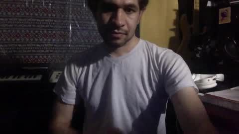 luis603ito online show from September 30, 5:13 am