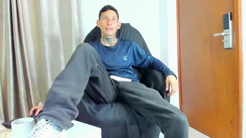 lujuriau_u online show from September 16, 3:40 am