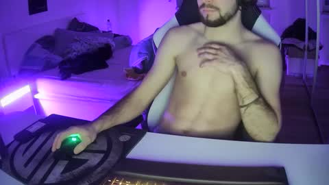 lukasschoetz online show from January 29, 5:02 pm