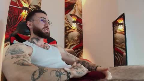 LUKE online show from November 6, 1:47 pm