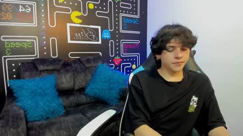 Luke online show from December 2, 8:20 pm