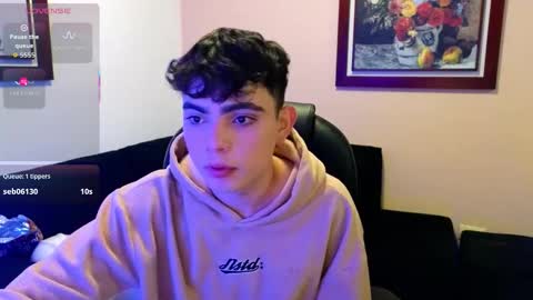 Snapshot of lukeboyce chatting on October 25, 3:08 am lukeboyce online show from October 25, 3:08 am