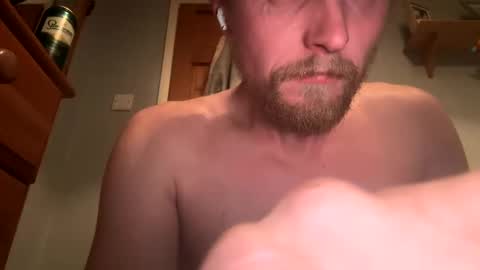 lukeeeeey96 online show from December 4, 4:10 am