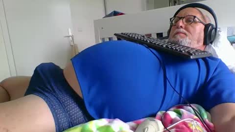 luley58 online show from December 24, 12:33 pm