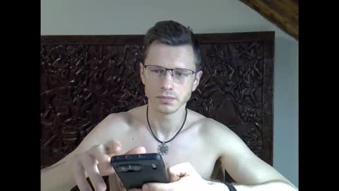 Andrew independent model 2000-0000 CET daily online show from February 14, 9:43 pm