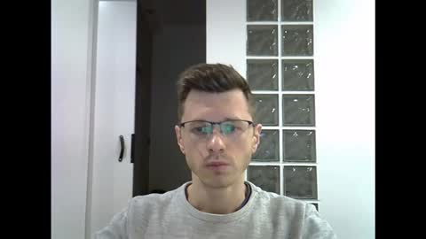 Andrew independent model 2000-0000 CET daily online show from February 7, 8:47 pm