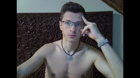 Andrew independent model 2000-0000 CET daily online show from December 19, 8:28 pm