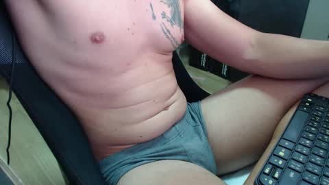 lushboy90 online show from February 20, 7:45 am