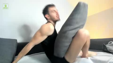 lustfullooking online show from March 25, 6:39 am