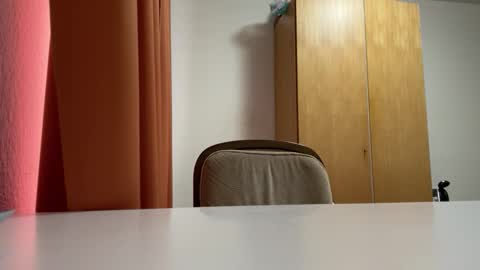 Nik online show from November 14, 11:33 am