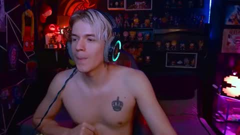 lustymatt online show from October 17, 6:39 am