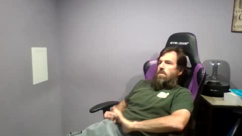 Luv2likslit online show from September 11, 9:19 am