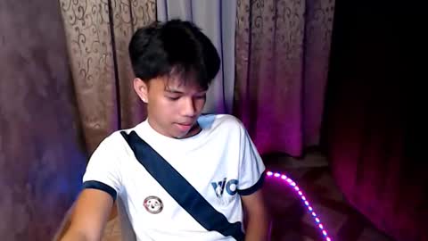 luxirfy online show from December 19, 11:23 pm