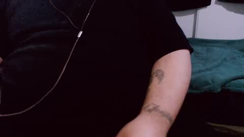 Snapshot of lvcifer_ chatting on February 15, 9:27 am ayoo online show from February 15, 9:27 am