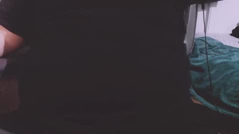 Snapshot of lvcifer_ chatting on September 18, 7:43 am ayoo online show from September 18, 7:43 am