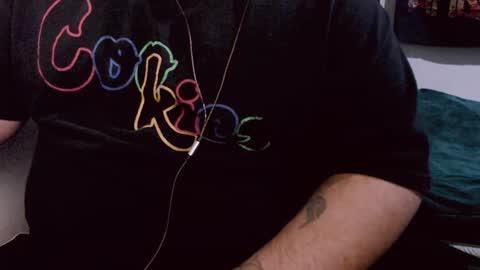 Snapshot of lvcifer_ chatting on January 5, 8:11 am ayoo online show from January 5, 8:11 am