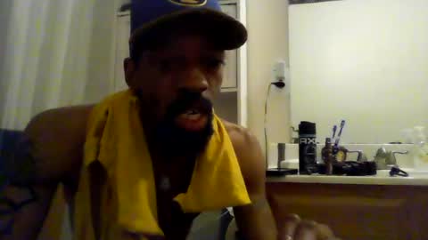 lyricalhippie online show from July 30, 8:13 am
