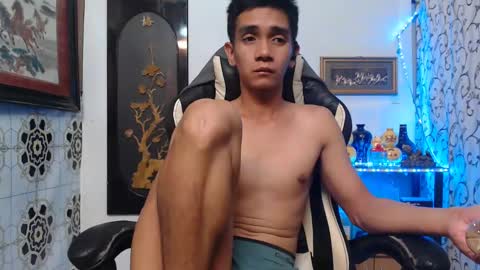 SWEETPINOY online show from December 29, 2:42 pm