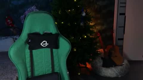 m1shq online show from January 6, 11:20 pm