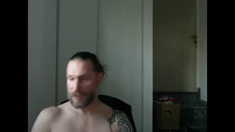 Snapshot of m4rduk81 chatting on December 30, 3:02 pm m4rduk online show from December 30, 3:02 pm