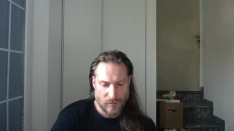 Snapshot of m4rduk81 chatting on December 14, 9:40 am m4rduk online show from December 14, 9:40 am