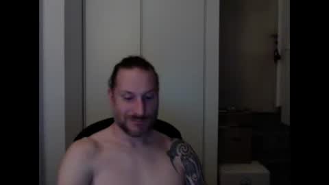 Snapshot of m4rduk81 chatting on January 31, 10:42 pm m4rduk online show from January 31, 10:42 pm