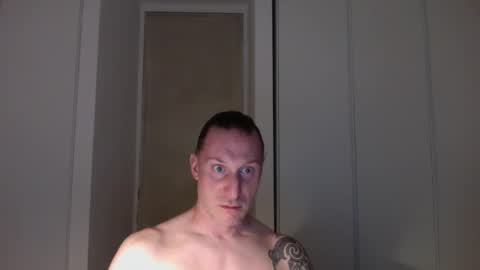 Snapshot of m4rduk81 chatting on October 3, 5:07 pm m4rduk online show from October 3, 5:07 pm