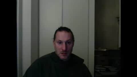 Snapshot of m4rduk81 chatting on February 15, 6:01 pm m4rduk online show from February 15, 6:01 pm