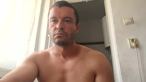 ma747047 online show from July 19, 12:22 pm