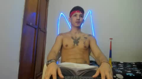 itgram pezlo josue online show from January 10, 1:37 pm